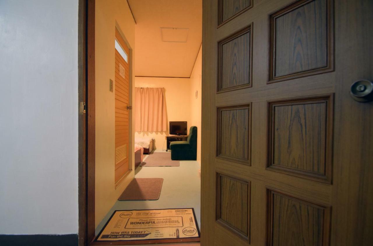 Hotel Henza Uruma Exterior photo